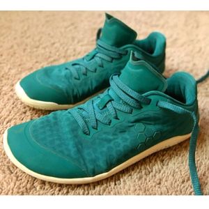 Vivobarefoot Stealth III teal recycled Everglade